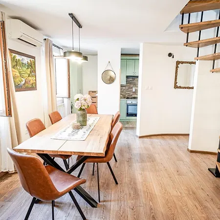 Apartment Rocco *